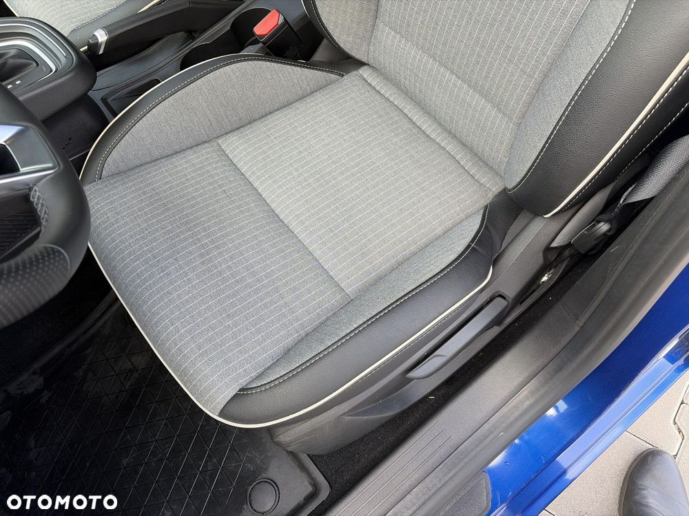 Renault Clio - 12