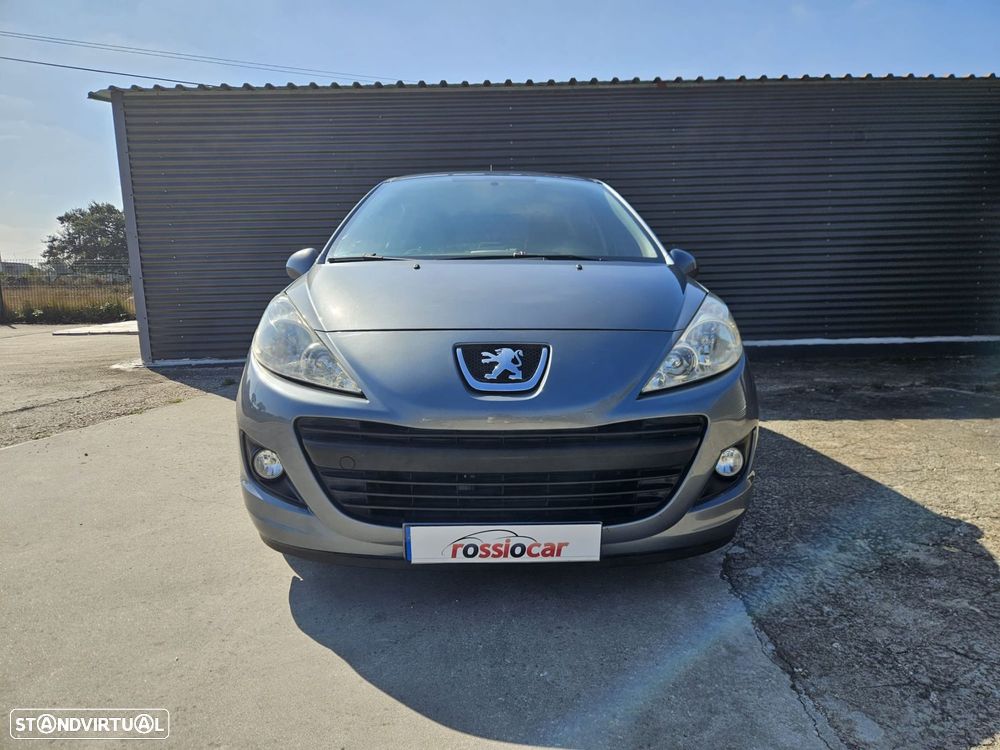 Peugeot 207 1.4 16V Trendy - 4