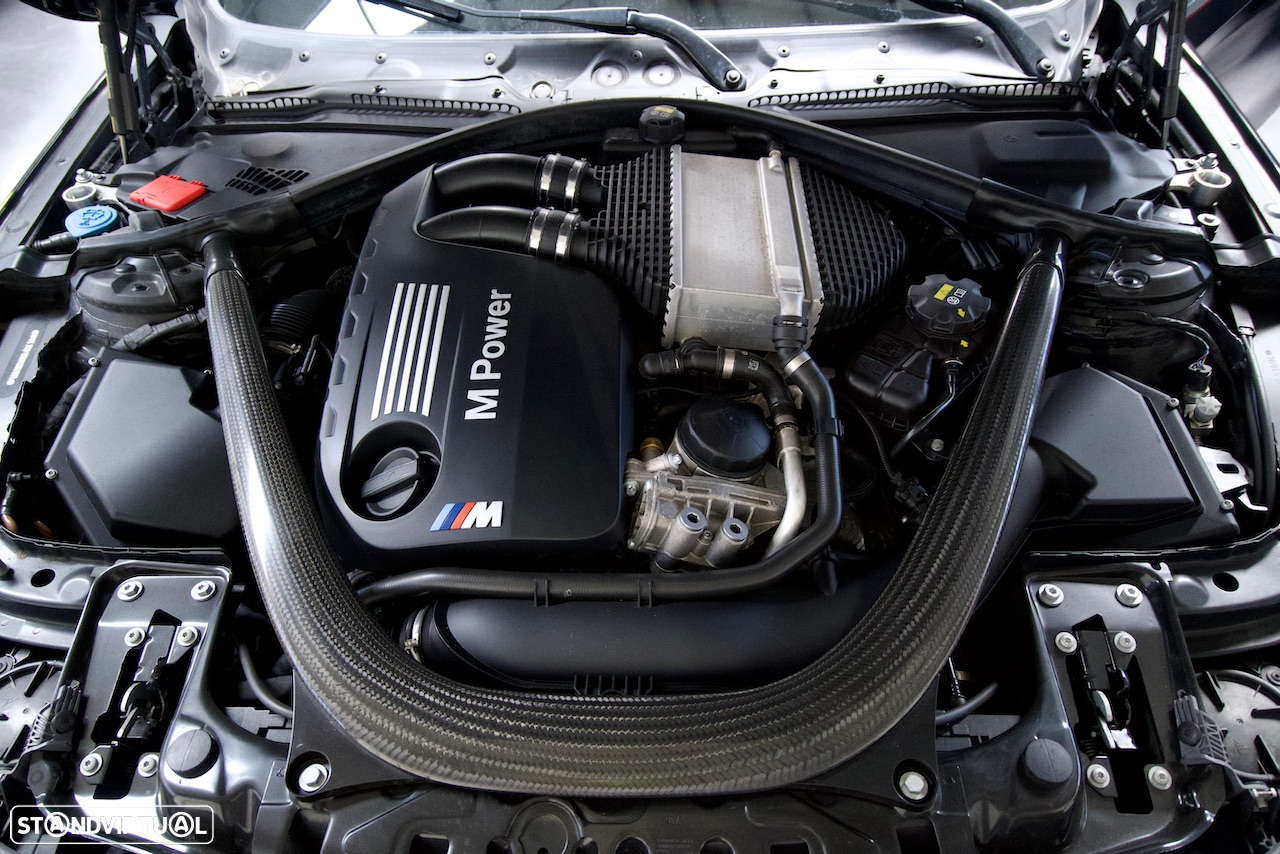 BMW M4 Coupe DKG - 44