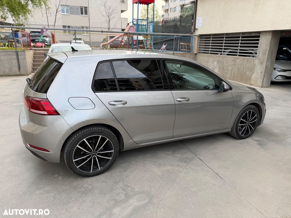 Volkswagen Golf 1.6 TDI Comfortline - 5