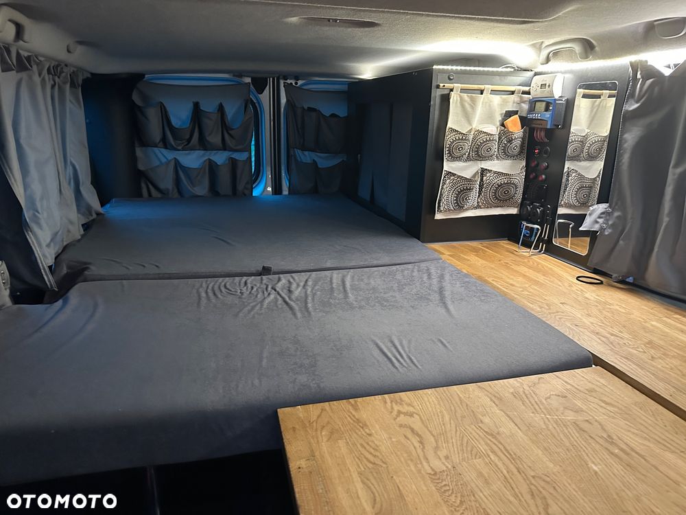 Opel Vivaro L2H1 2,9t Edition - 9