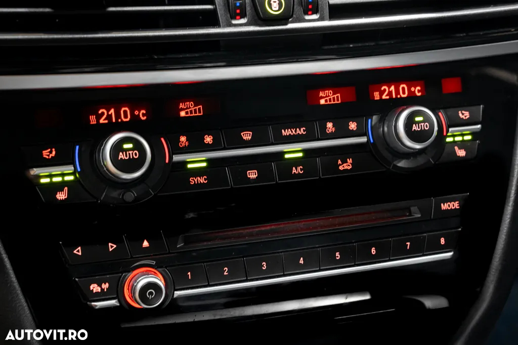 BMW X5 xDrive30d - 37