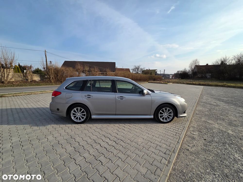 Subaru Legacy - 3