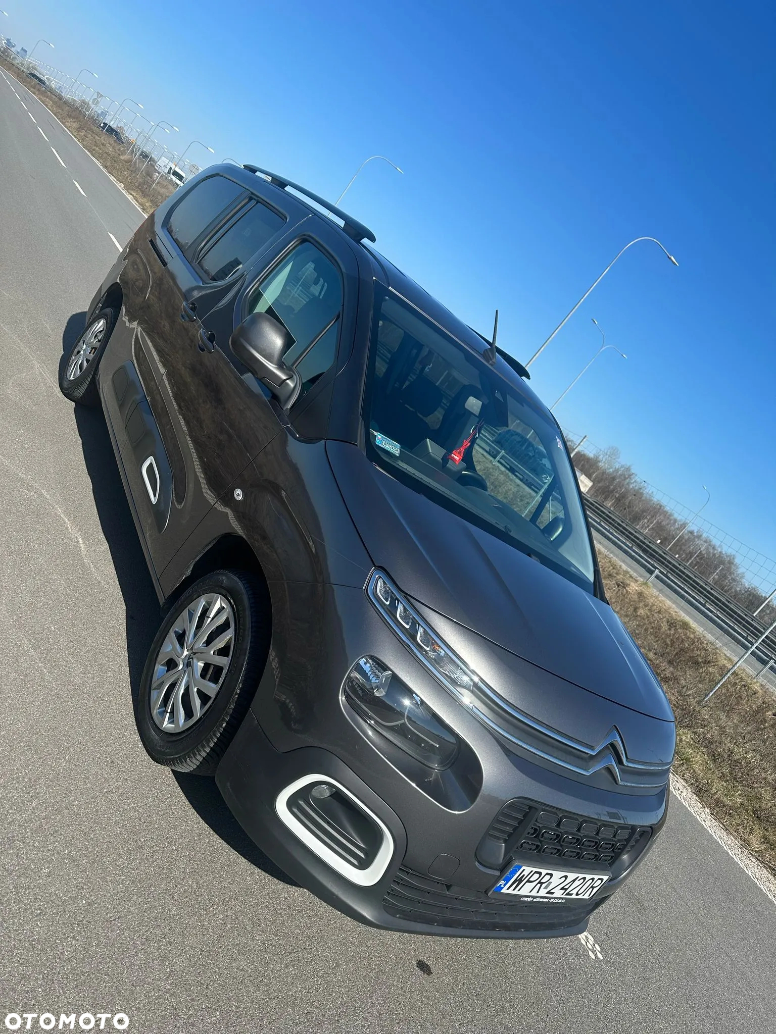 Citroën Berlingo XL 1.2 PureTech Feel S&S (7-os.) - 11