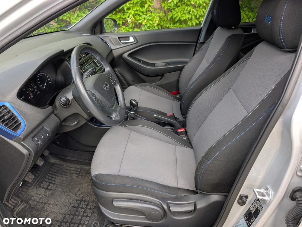 Hyundai i20 - 10