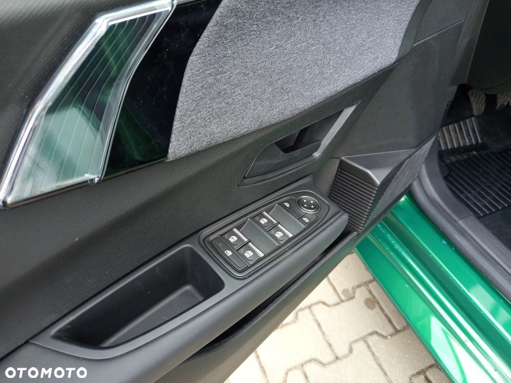 Renault Clio 1.2 TCe Evolution - 8