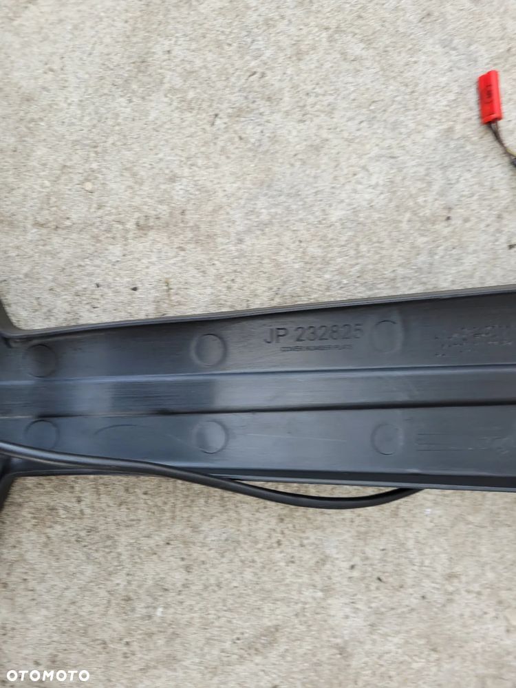 Ogon, mocowanie kierunkowskazów tył, podświetlenie tablicy rejestracyjnej KTM 125 Duke 17- - 11