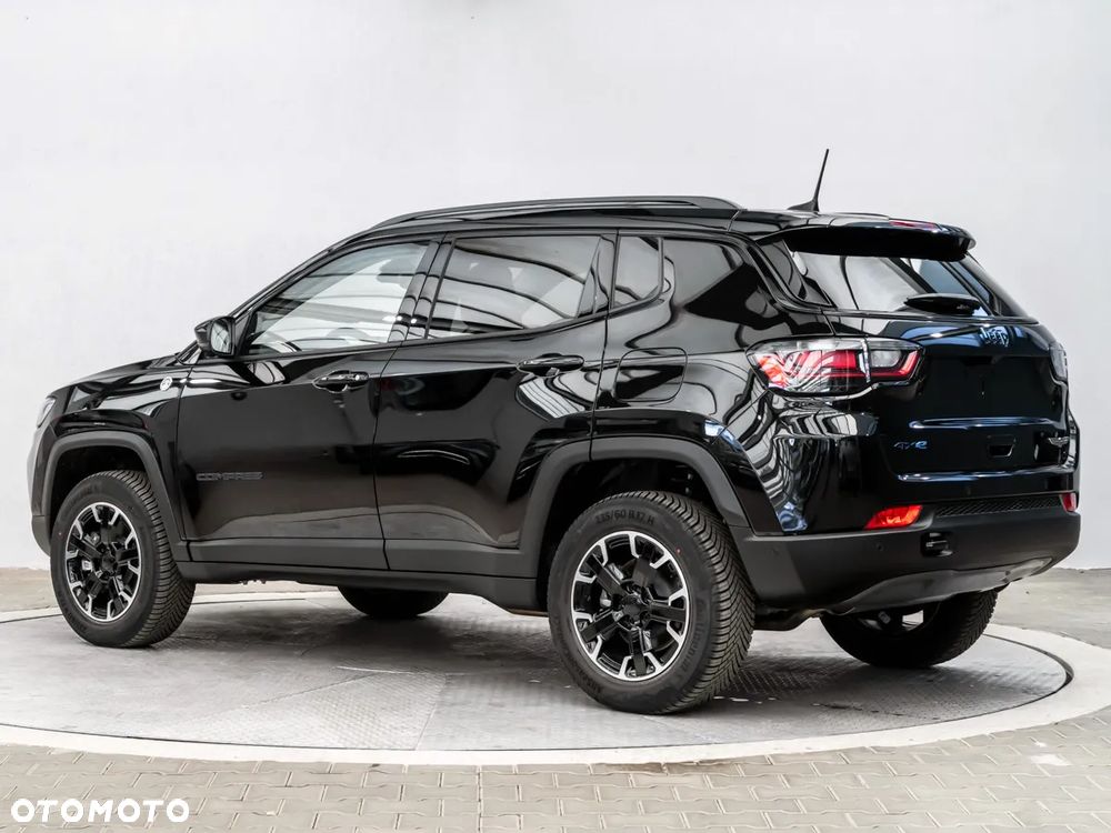 Jeep Compass 1.3 T4 PHEV 4xe Trailhawk S&S - 3