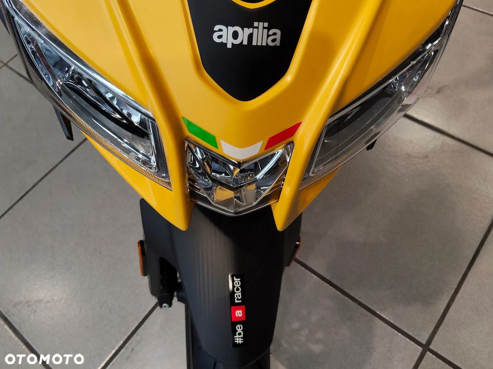 Aprilia Tuono - 15