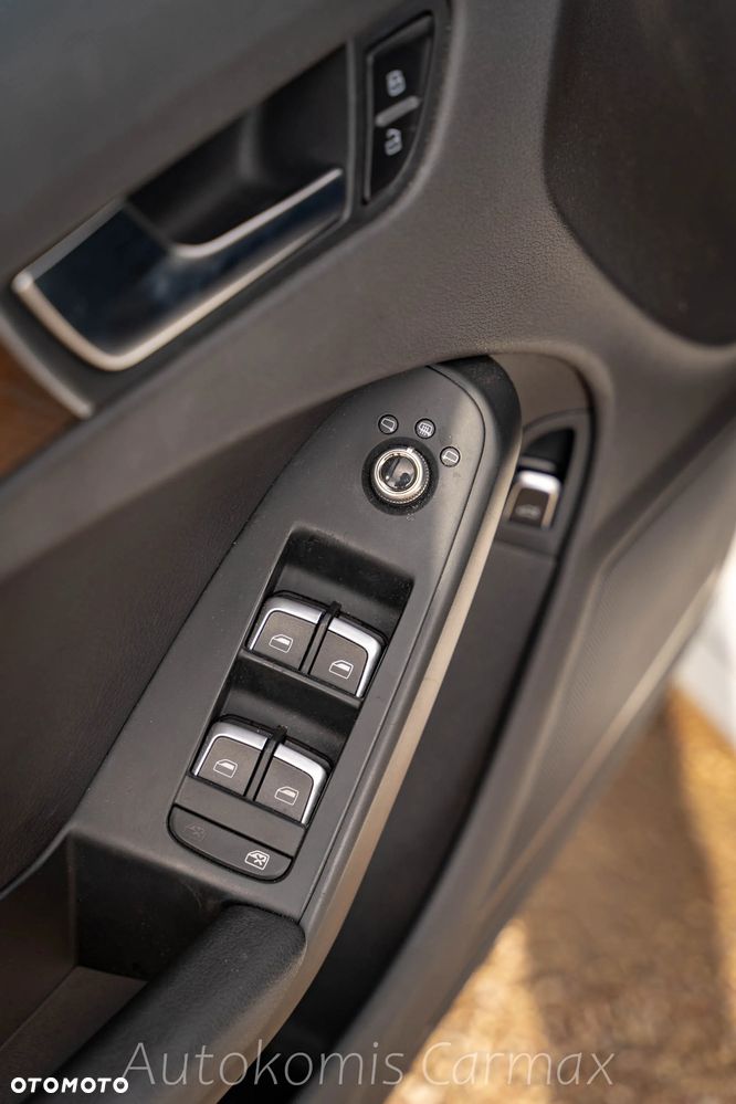 Audi A4 Limousine - 17