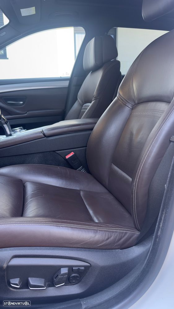 BMW 520 d Pack M Auto - 27