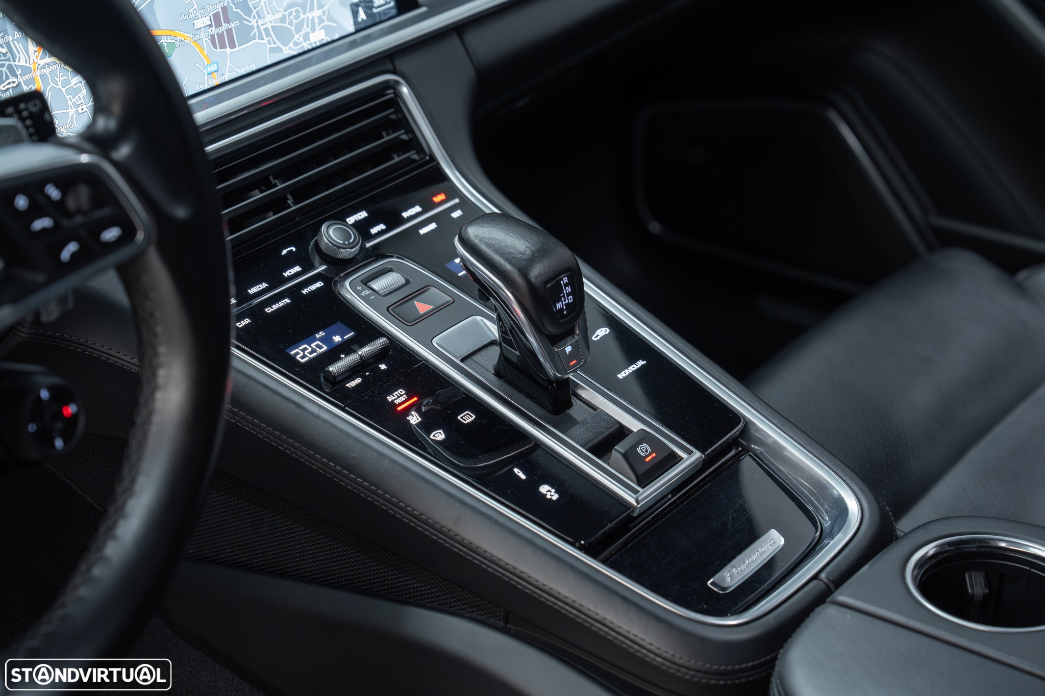 Porsche Panamera Sport Turismo 4 E-Hybrid - 16