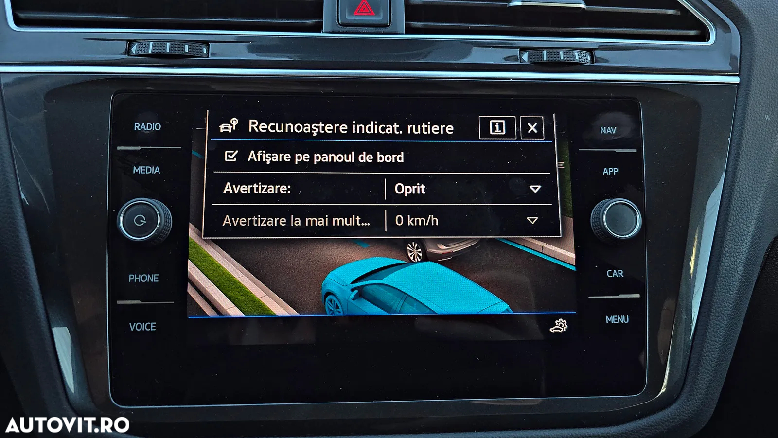 Volkswagen Tiguan 2.0 TDI SCR DSG 4Motion Life - 30