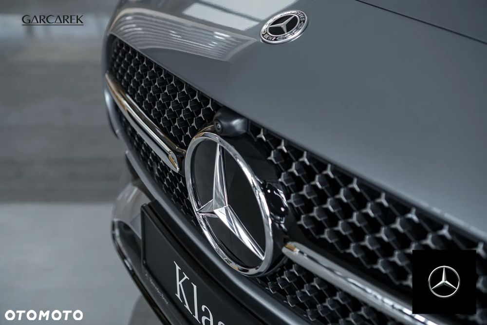 Mercedes-Benz Klasa C 300 e PHEV 4-Matic AMG - 16