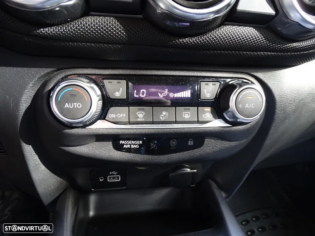 Nissan Juke 1.0 DIG-T N-Connecta DCT - 21