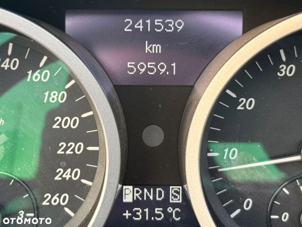 Mercedes-Benz SLK - 21