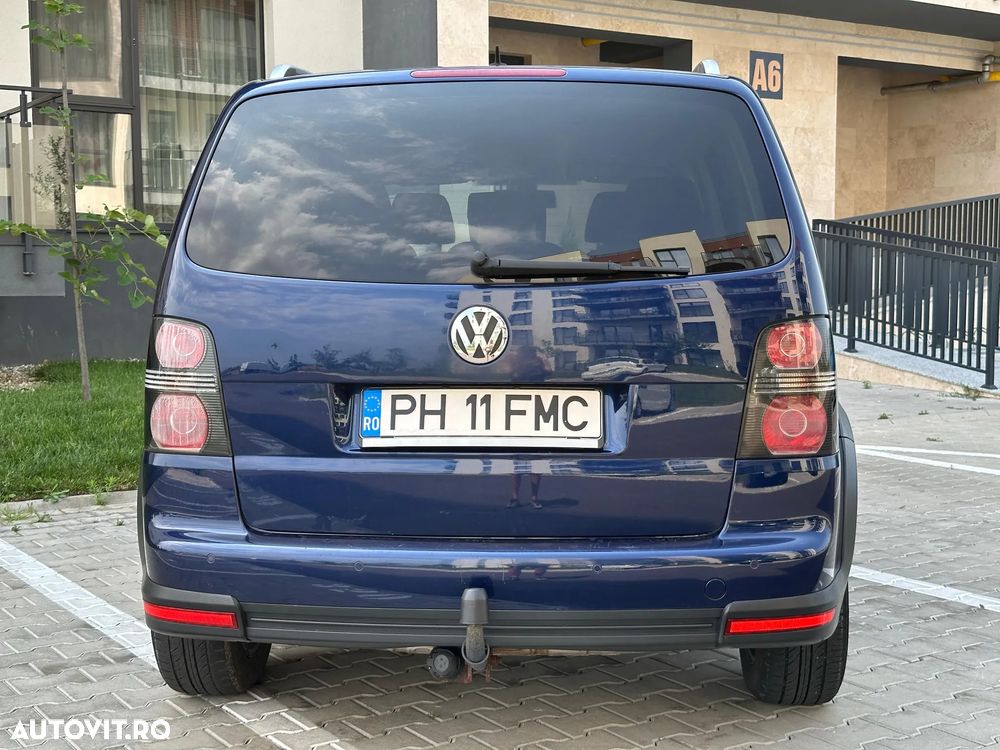 Volkswagen Touran 1.4 TSI Cross - 5
