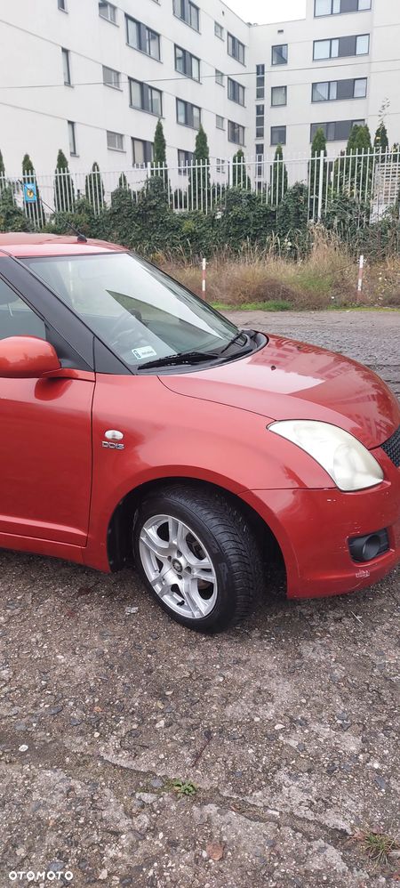 Suzuki Swift 1.3 DDiS Comfort - 7