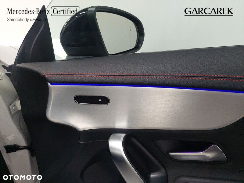 Mercedes-Benz CLA - 22