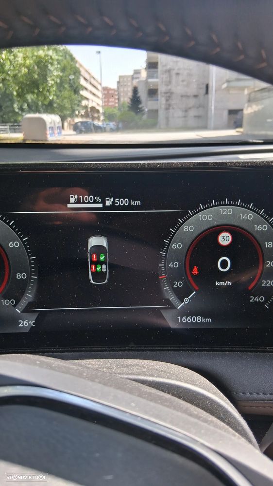 Nissan Ariya 63 kWh Advance Carr. 22kW + Teto Panorâmico - 13