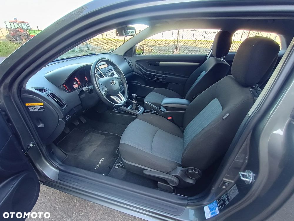 Kia ProCeed 1.4 CVVT Edition 7 - 11