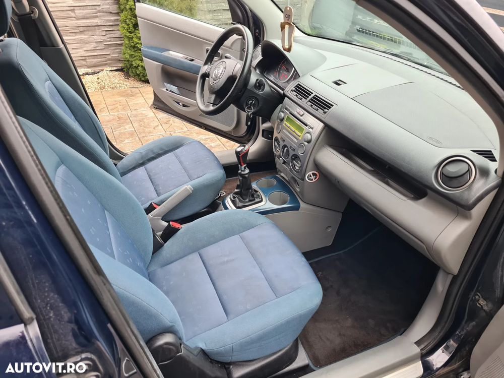 Mazda 2 1.25 Base - 13