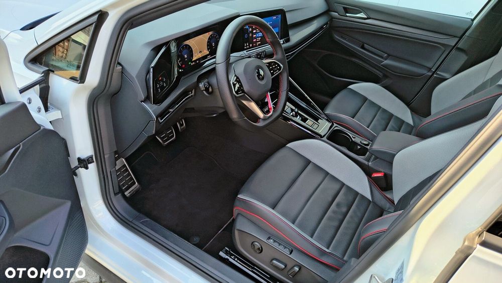 Volkswagen Golf - 9