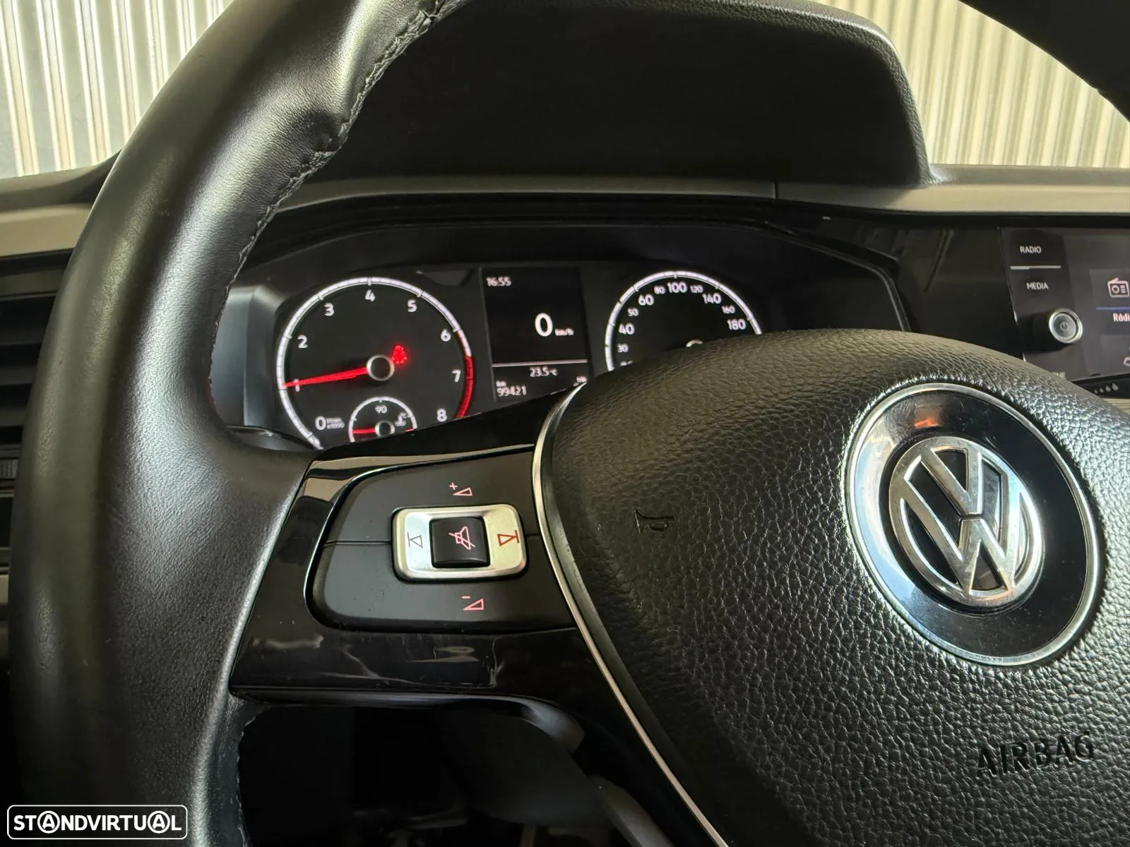 VW Polo 1.0 Confortline - 19