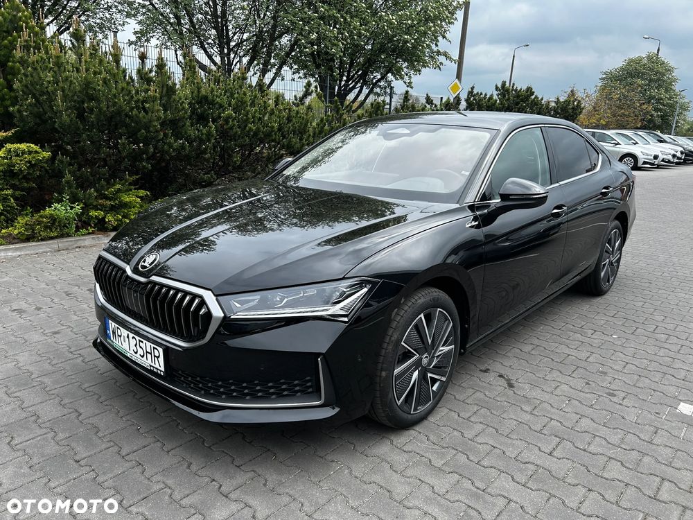 Skoda Superb 2.0 TDI SCR 4x4 L&K DSG - 2