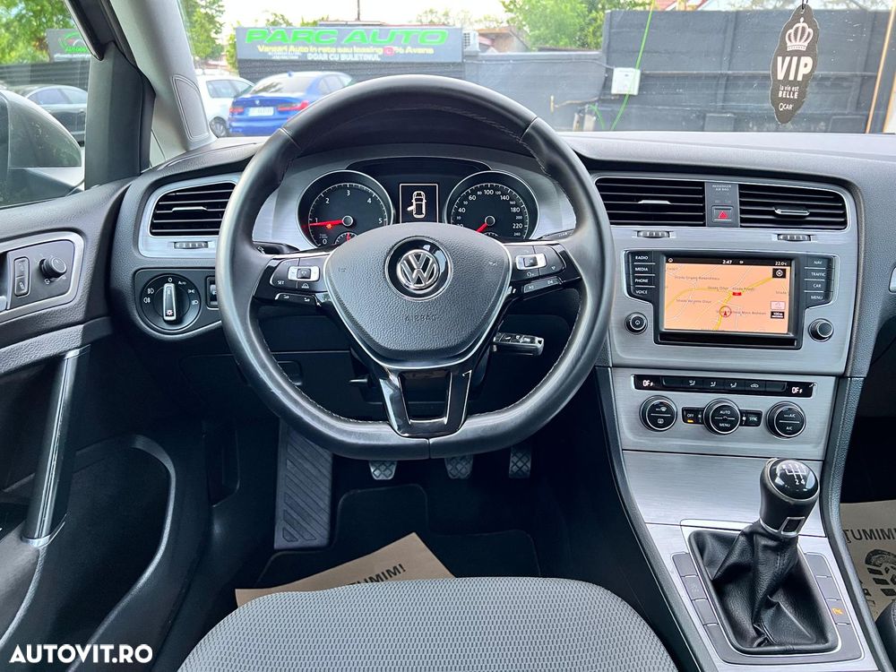 Volkswagen Golf 1.6 TDI (BlueMotion Technology) Comfortline - 17