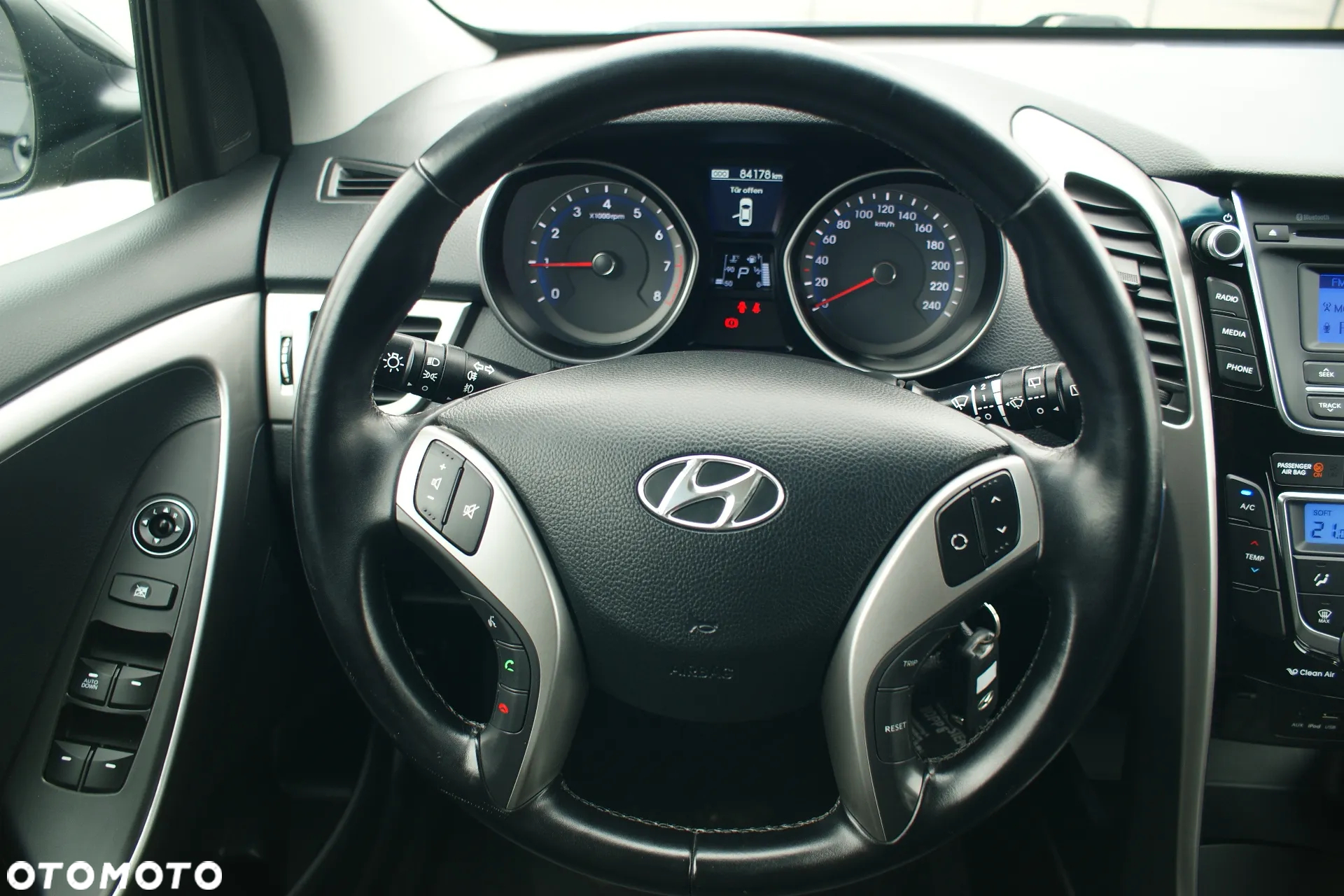 Hyundai i30 i30cw 1.6 Automatik Style - 9