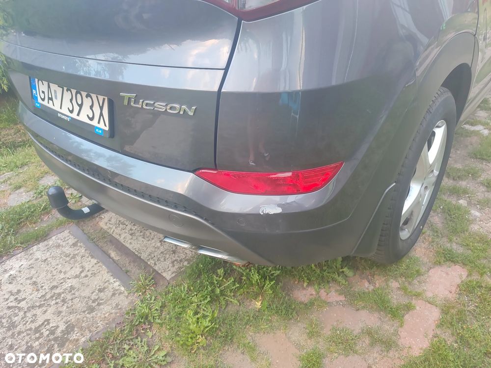 Hyundai Tucson 2.0 CRDI BlueDrive Style 2WD - 6