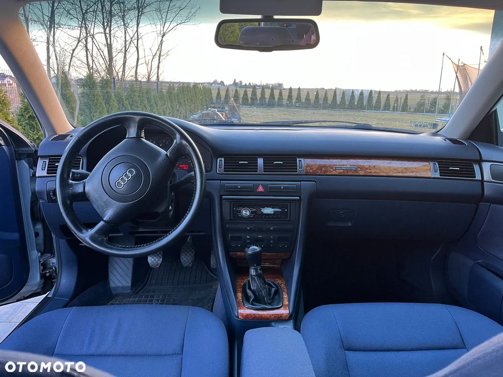 Audi A6 Limousine 2.8 Quattro - 5