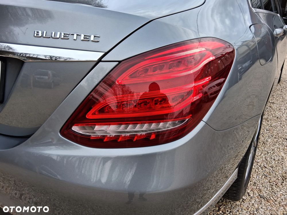 Mercedes-Benz Klasa C - 21