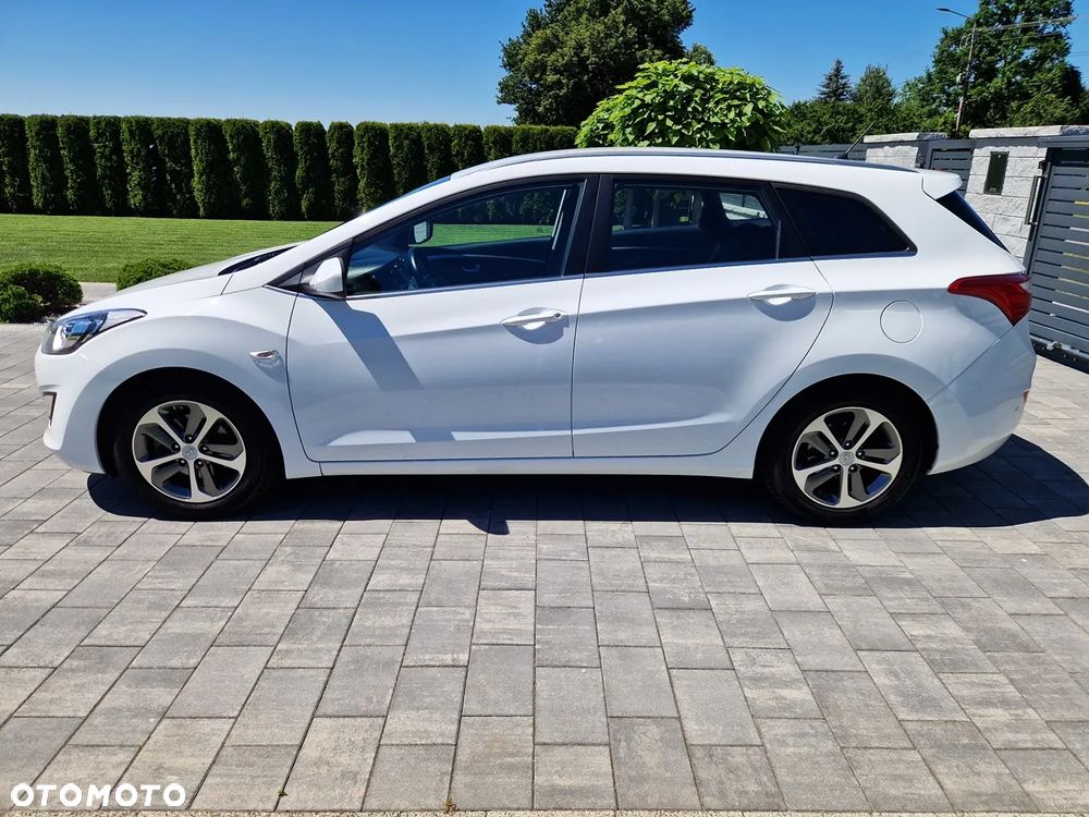 Hyundai i30 blue 1.4 YES Silver - 5