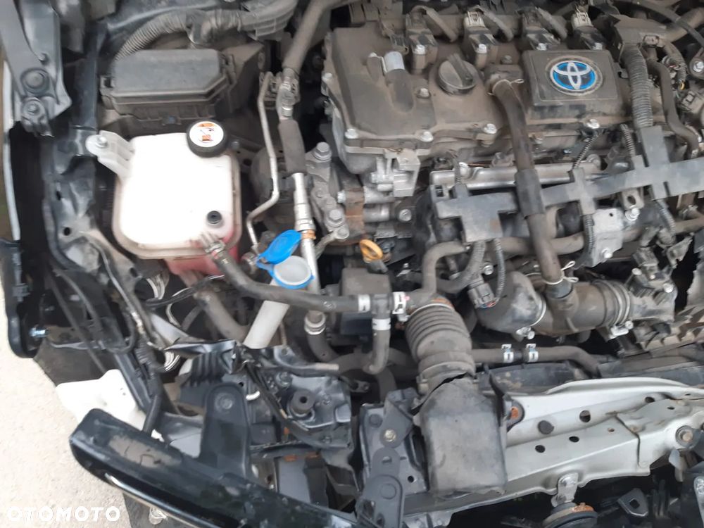 Toyota Corolla 1.8 Hybrid Comfort - 19