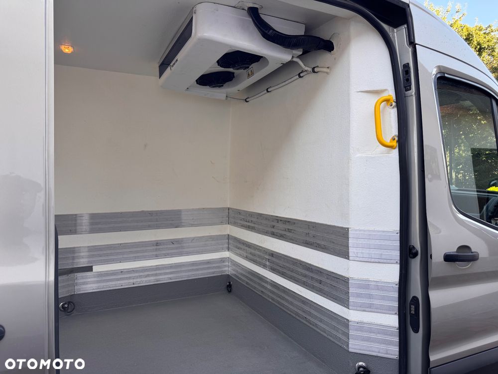 Ford Transit - 8