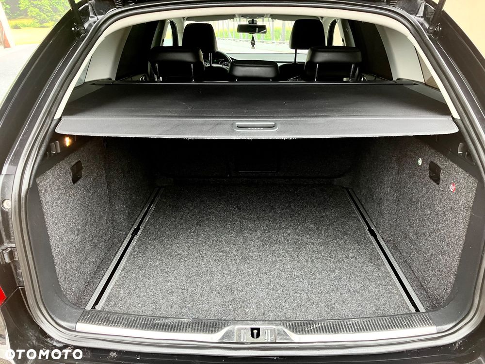 Skoda Superb Combi 1.8 TSI Active - 27