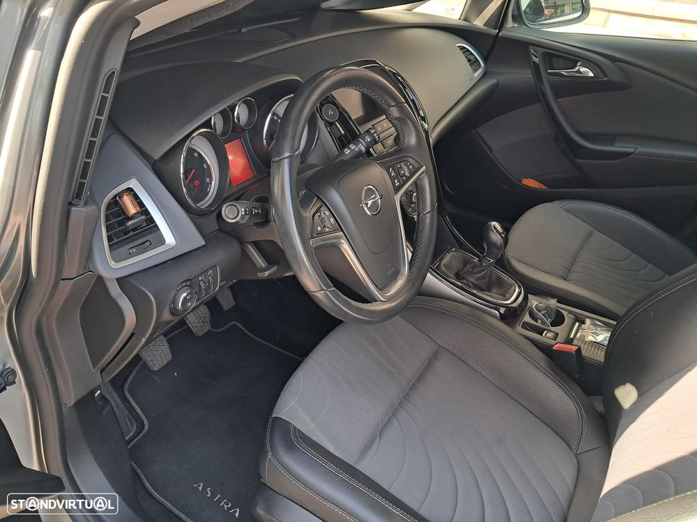 Opel Astra - 2