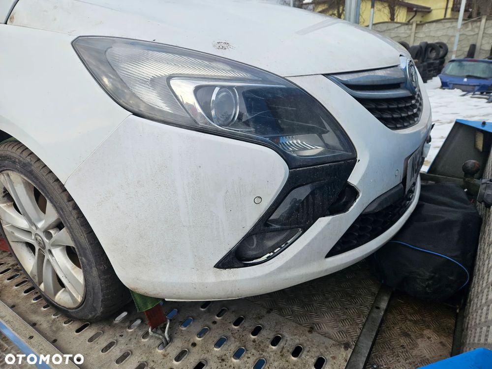 Opel Zafira C Z40R Zderzak Przedni Kompletny PDC - 5