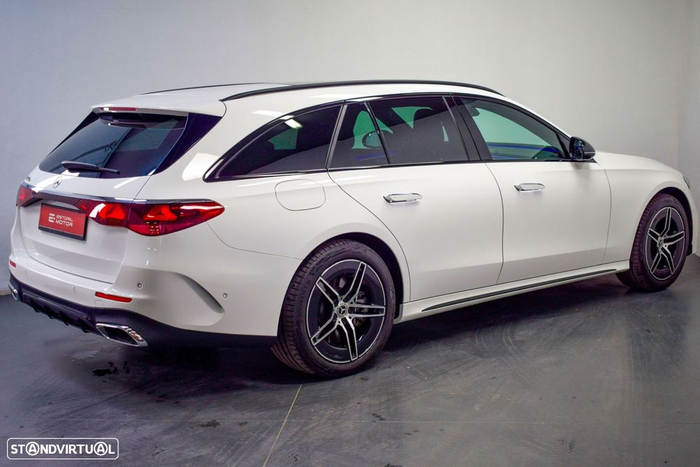Mercedes-Benz E 300 e AMG Line - 3
