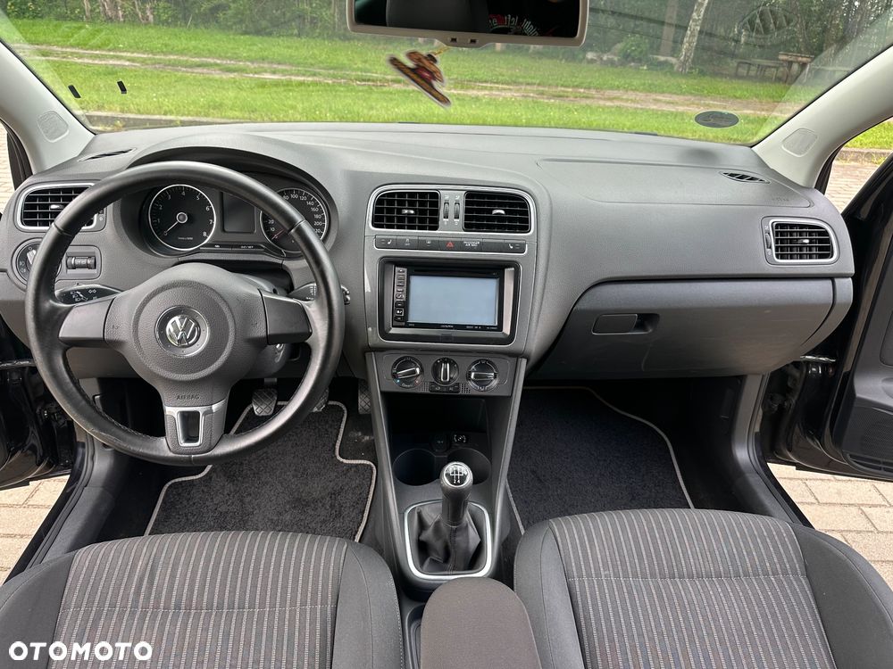 Volkswagen Polo - 21