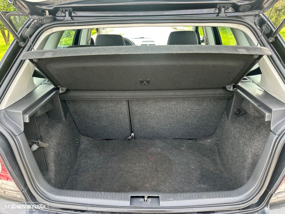 VW Polo 1.4 TDi Confortline - 17