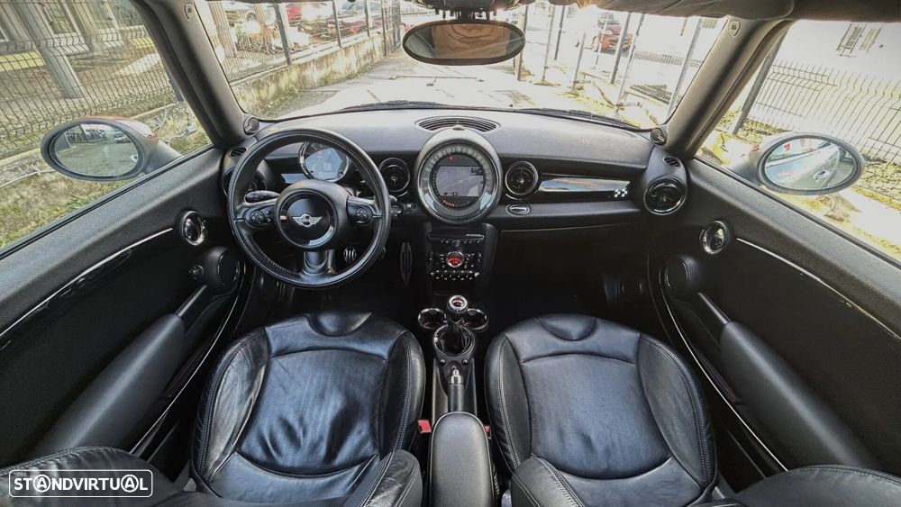 MINI 3 Portas John Cooper Works - 27