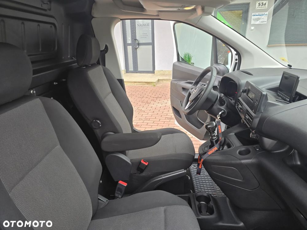 Opel Combo - 34