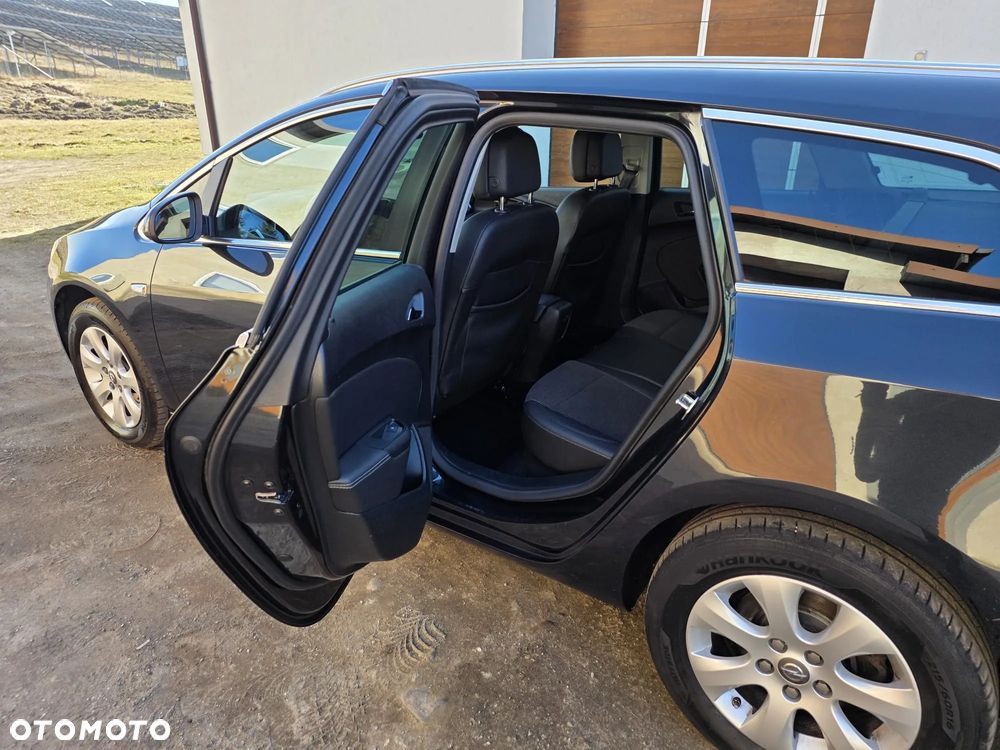 Opel Astra 1.6 CDTI DPF ecoFLEX TourerStart/Stop Edition - 10