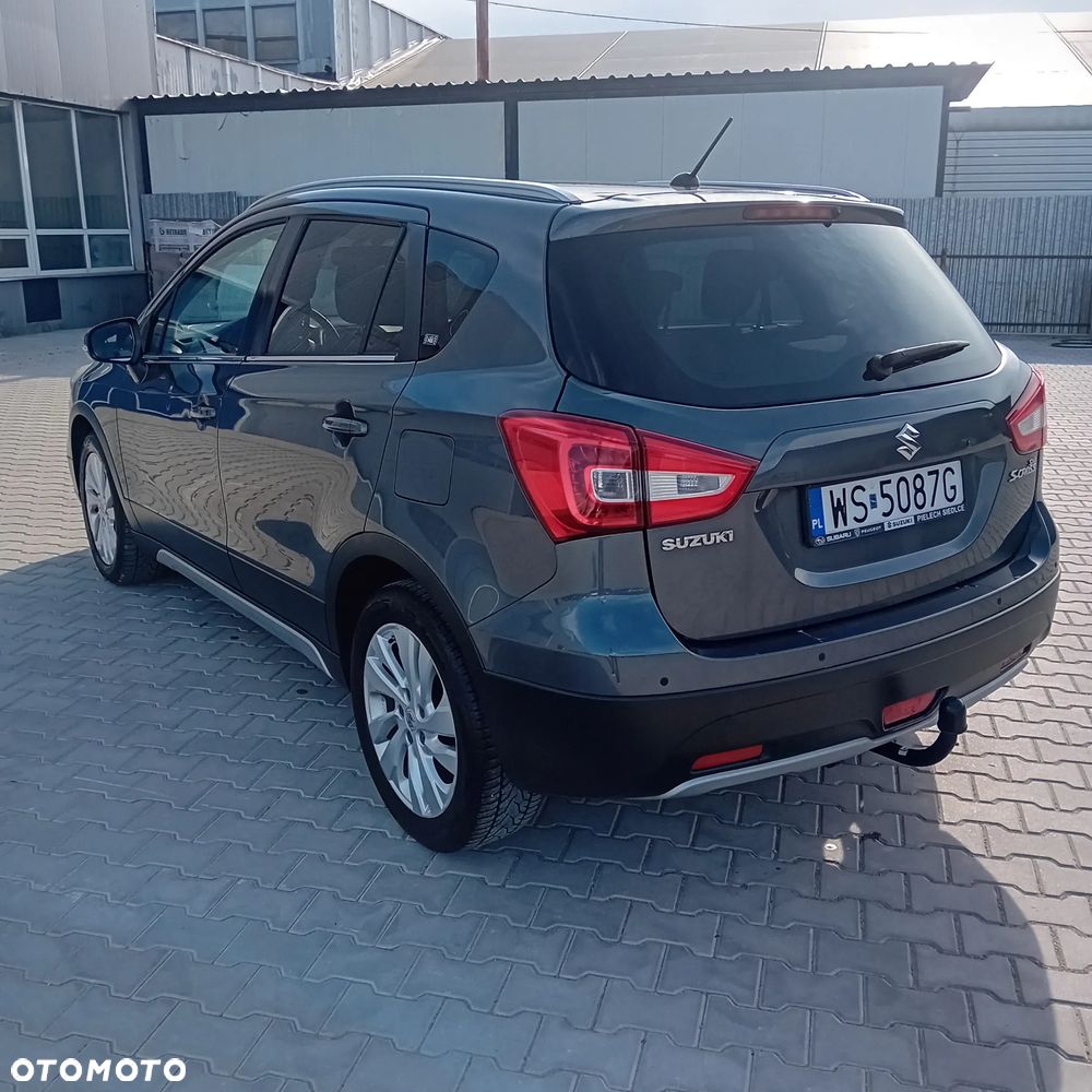 Suzuki SX4 - 4
