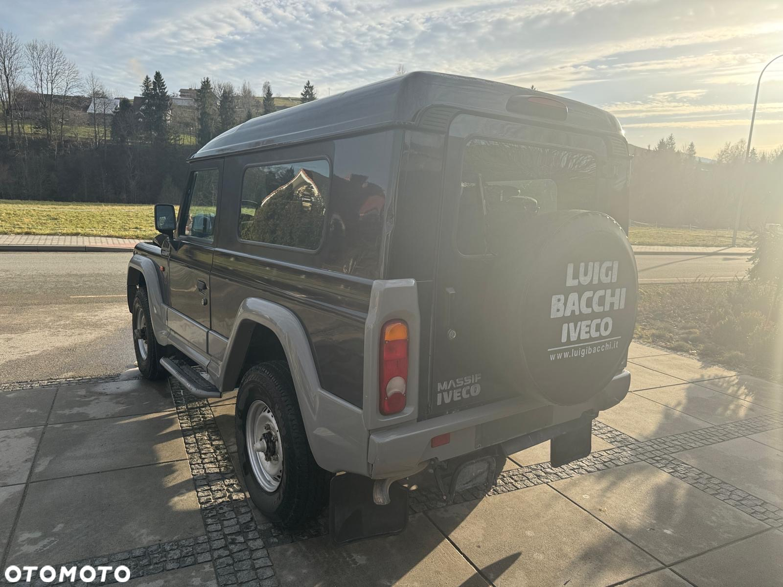 Iveco Massif - 7