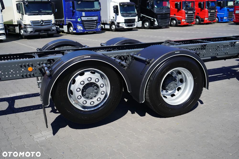 Mercedes-Benz ACTROS / 2540 / ACC / EURO 6 / PODWOZIE DO ZABUDOWY / DŁ. 8,75 M - 40