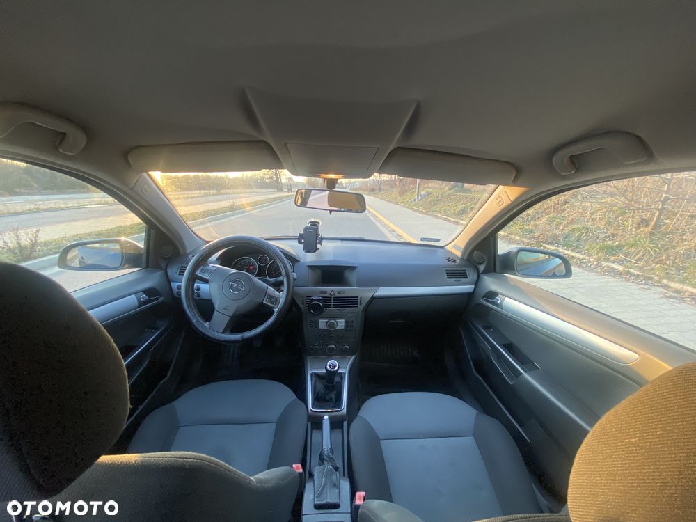 Opel Astra 1.6 - 12